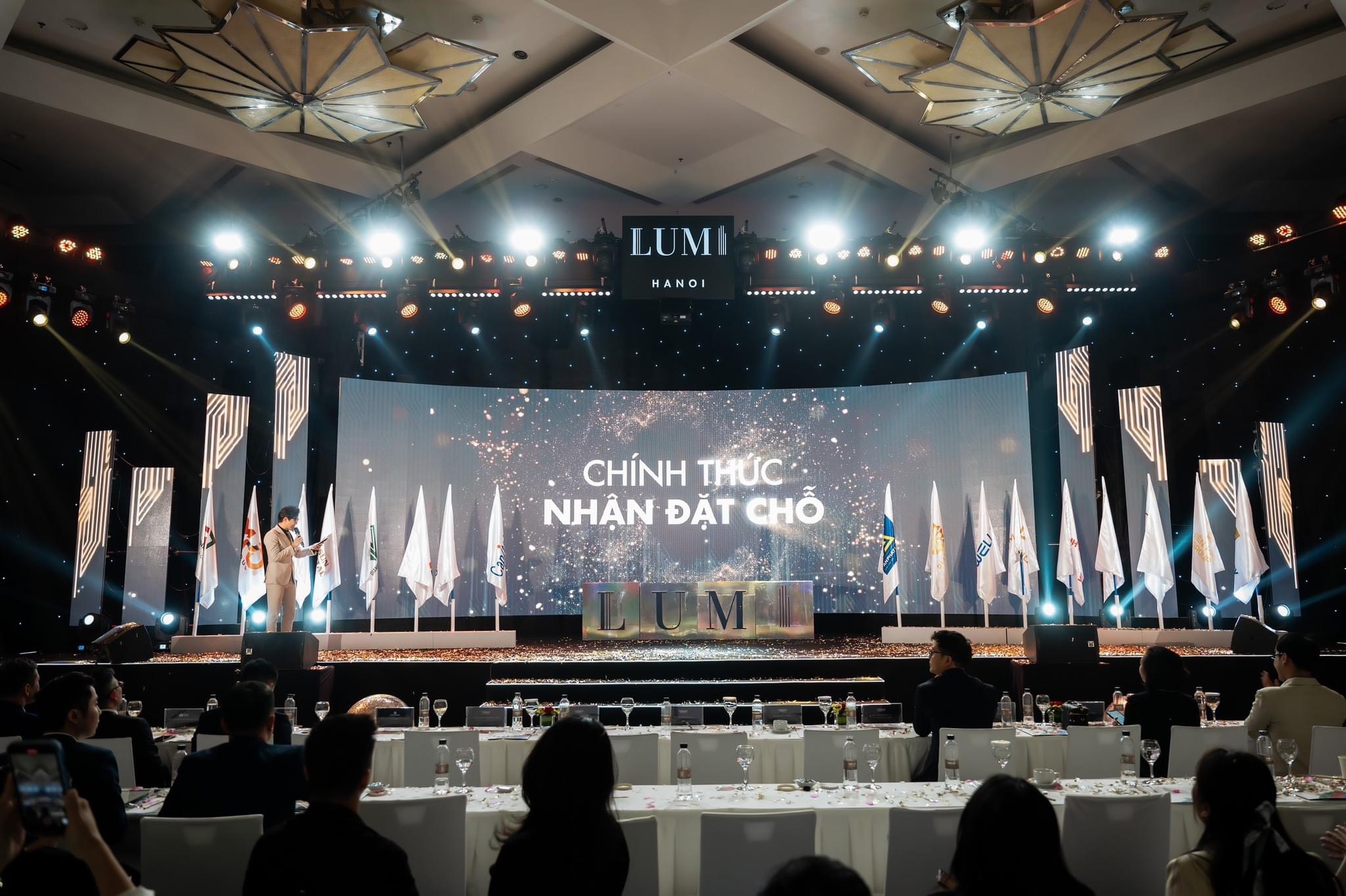 booking-the-senique-ha-noi